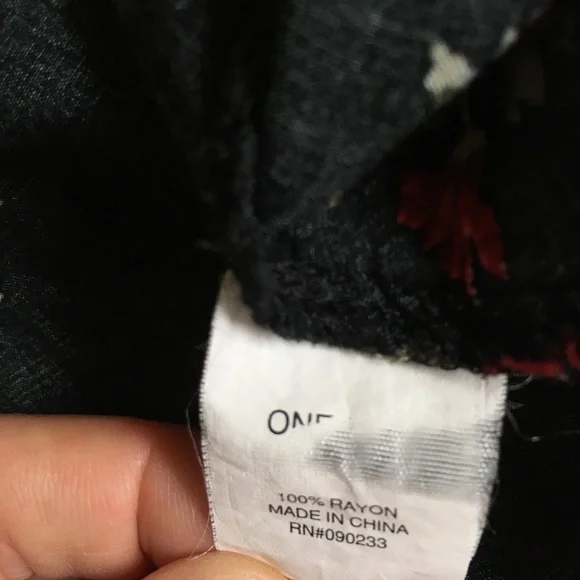 Brandy Melville cami one size floral flowy top. - Picture 4 of 10